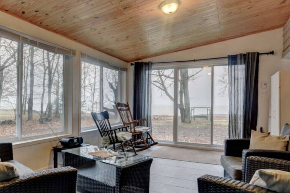 Photo of Livingroom in Montmagny Regional County Municipality