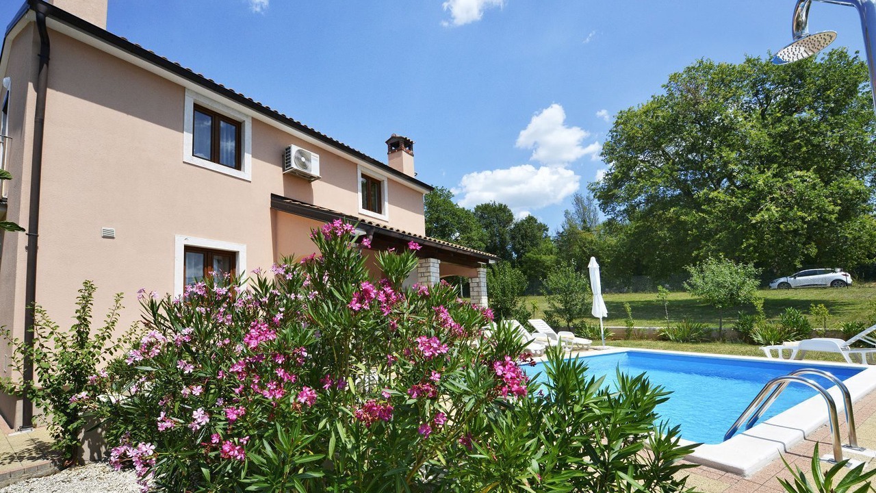 Photo of Outdoor in Mofardini