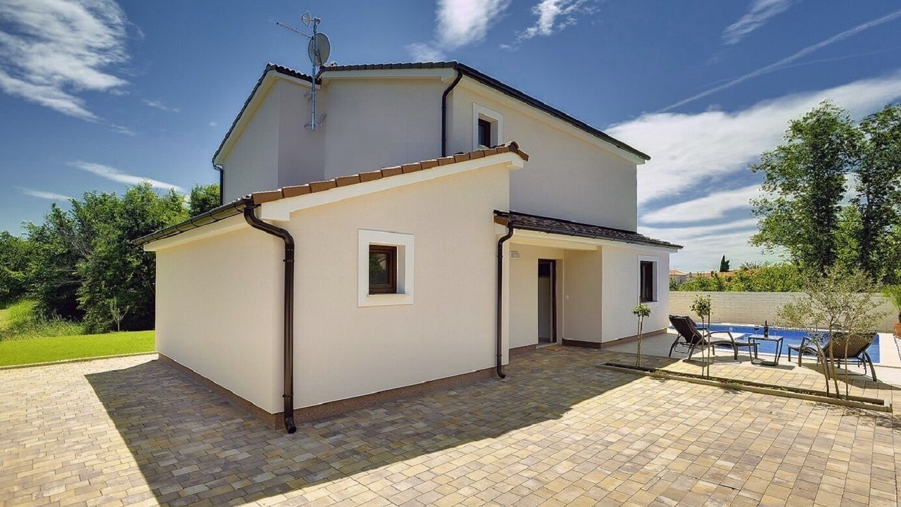Photo of Outdoor in Mali Vareski
