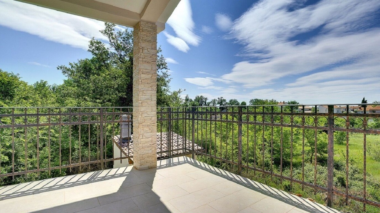 Photo of Outdoor in Mali Vareski