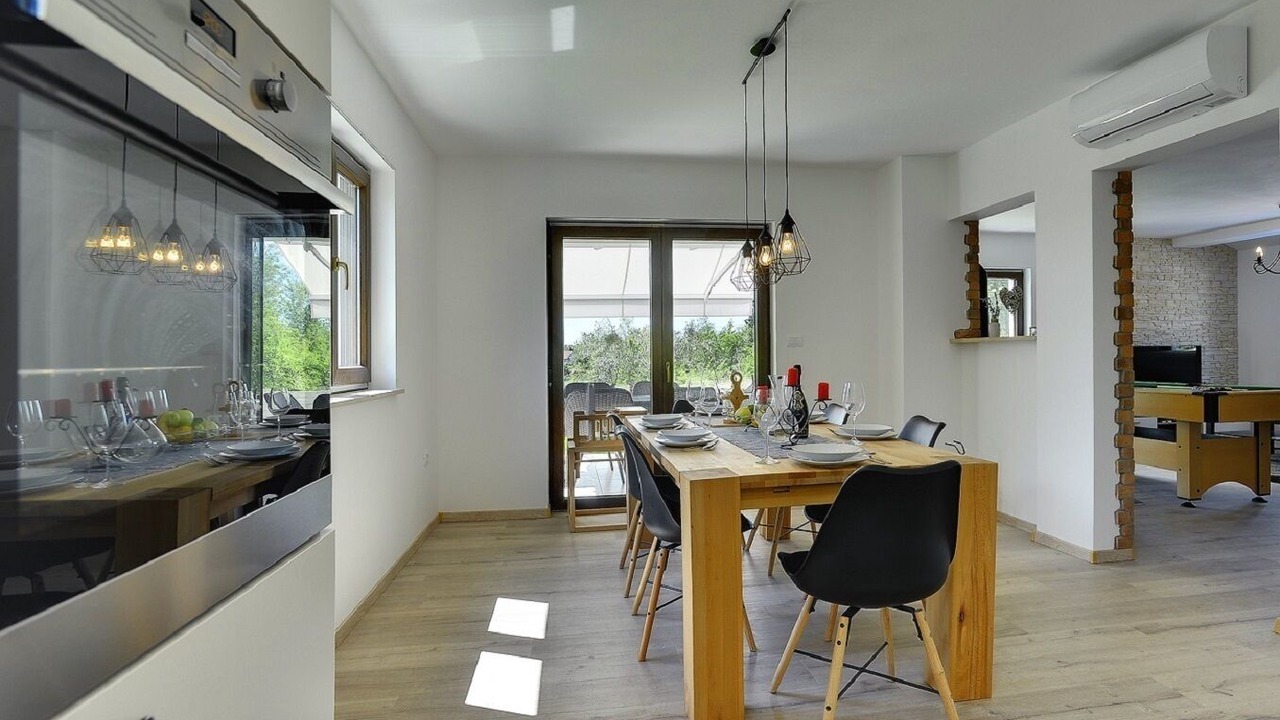 Photo of Kitchen in Mali Vareski