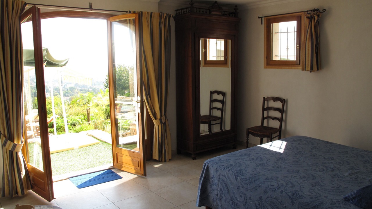 Photo of Bedroom in Vallauris