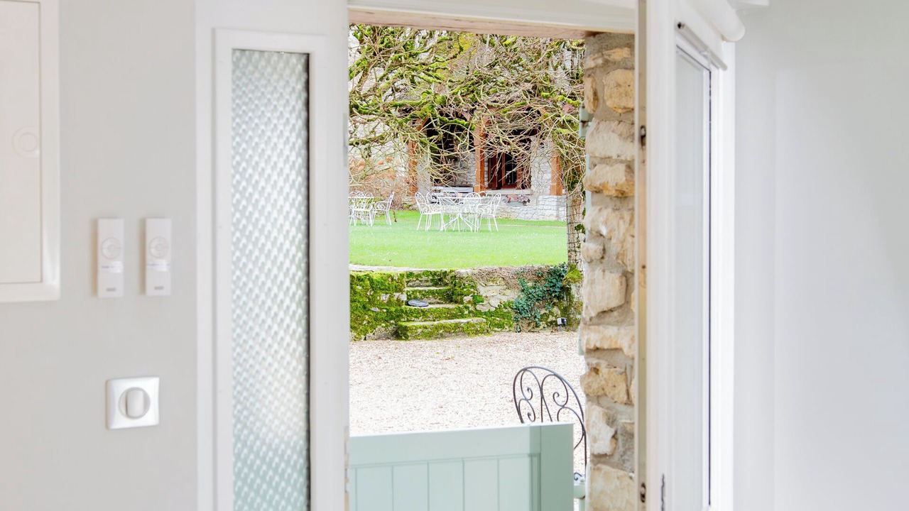 Photo of Others in Reilly