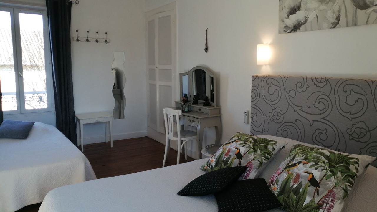 Photo of Bedroom in Meyronne