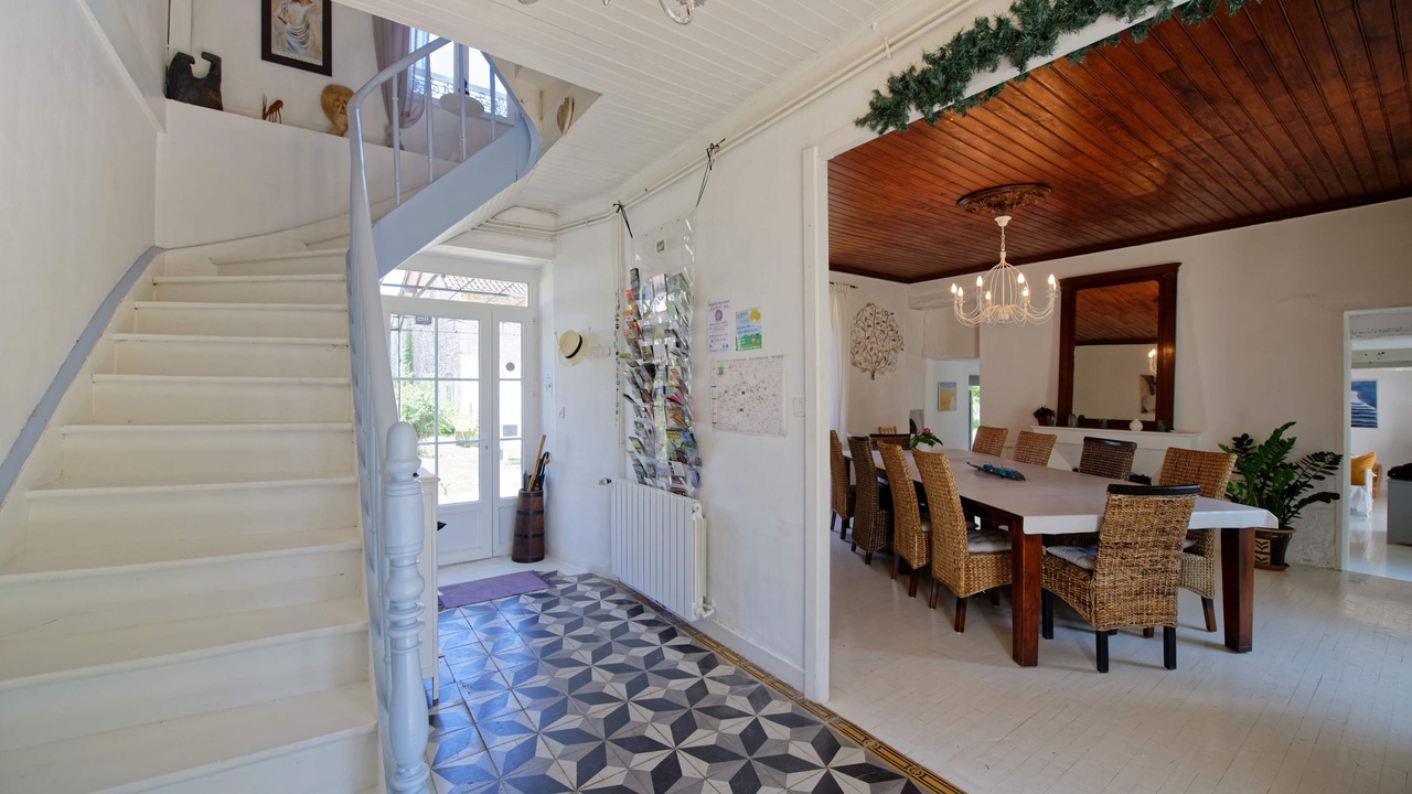 Photo of Others in Meyronne