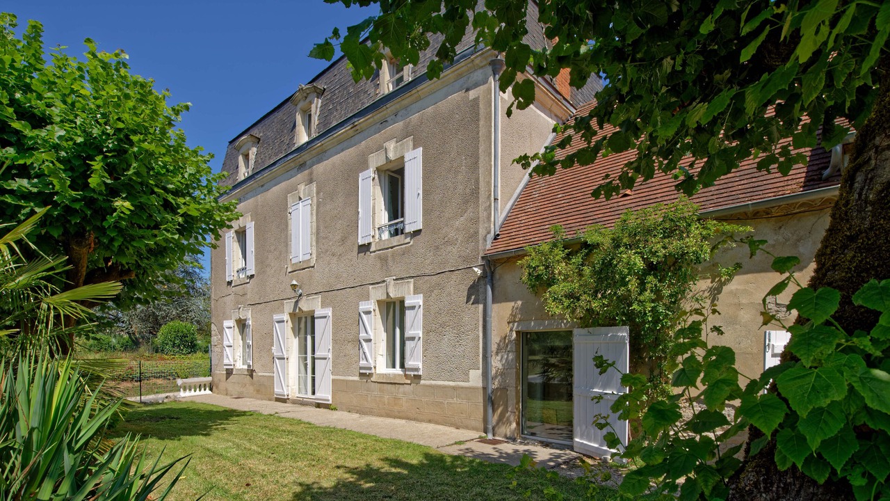 Photo of Outdoor in Meyronne