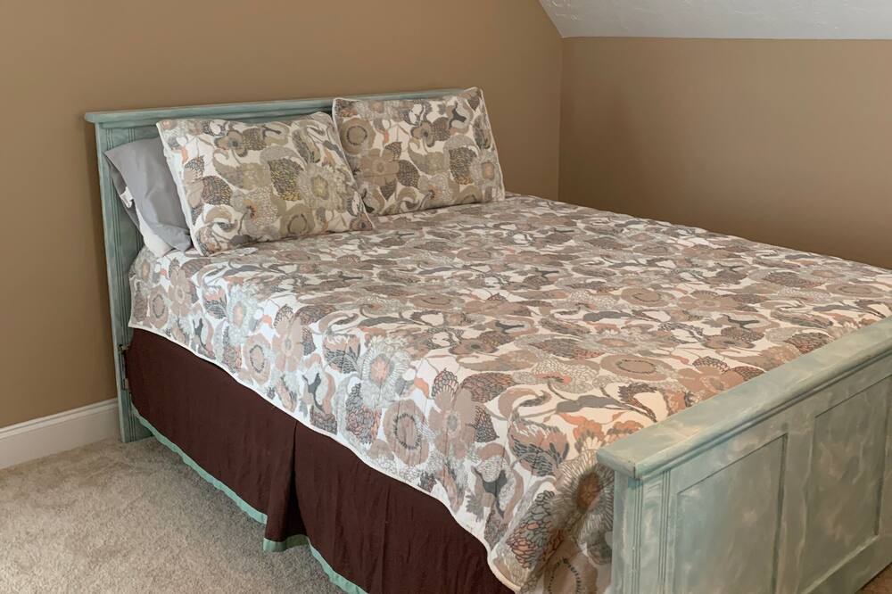 Photo of Bedroom in Aiken