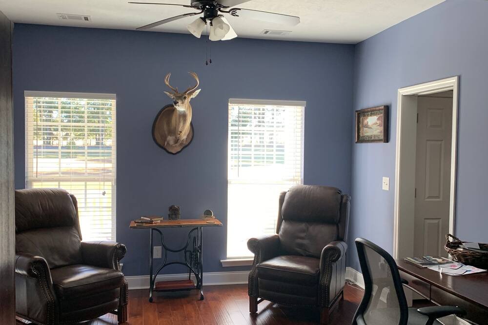 Photo of Livingroom in Aiken