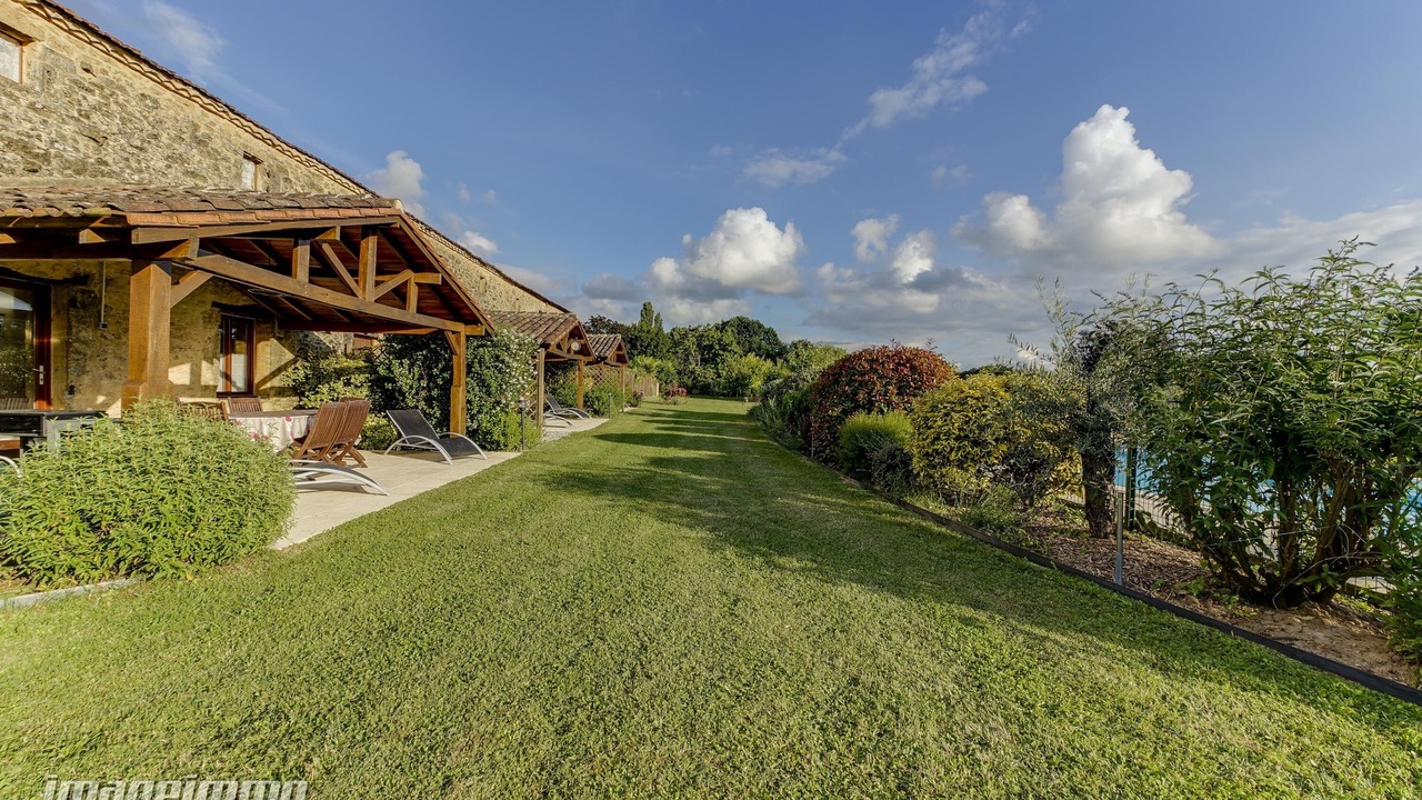 Photo of Outdoor in Cales