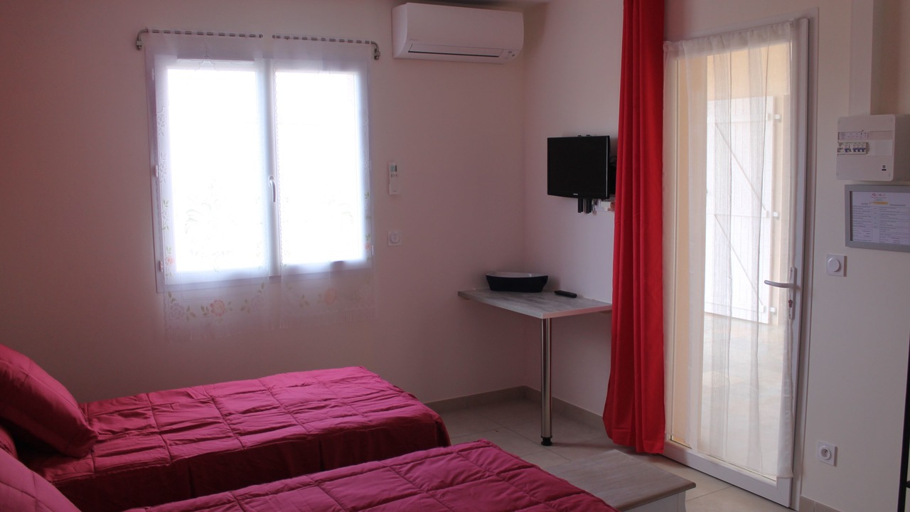 Photo of Bedroom in Saint-Nicolas-de-la-Grave