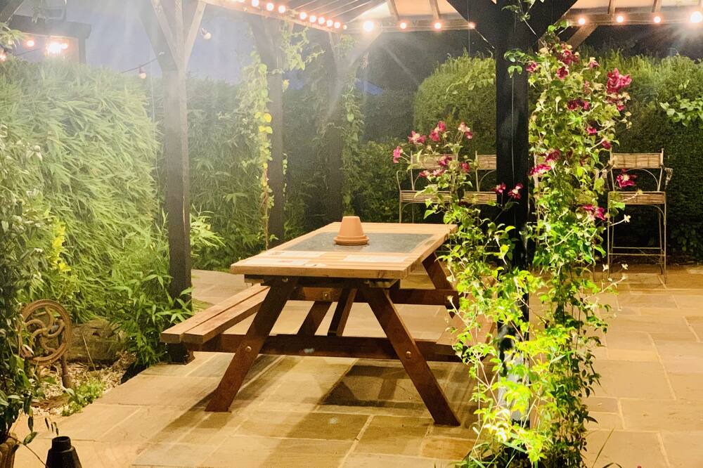 Photo of Outdoor in Bramley