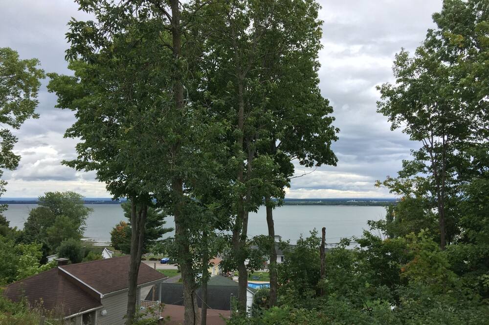 Photo of Others in Saint-Jean-de-l'lle-d'Orleans