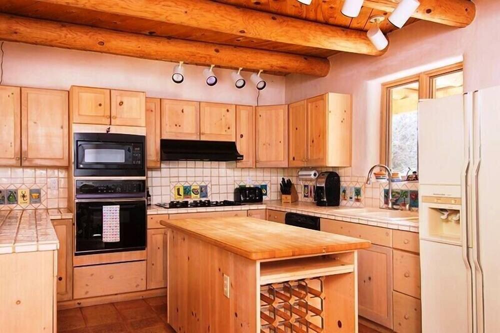 Photo of Kitchen in Las Campanas