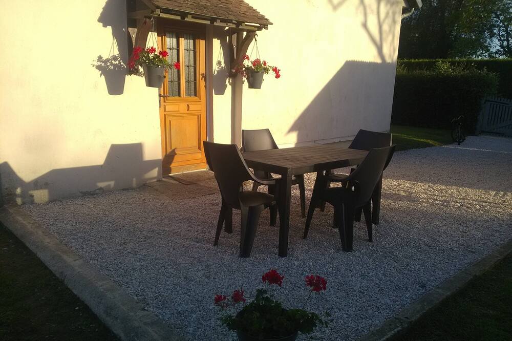 Photo of Patio Balcony in Bezu-la-Foret