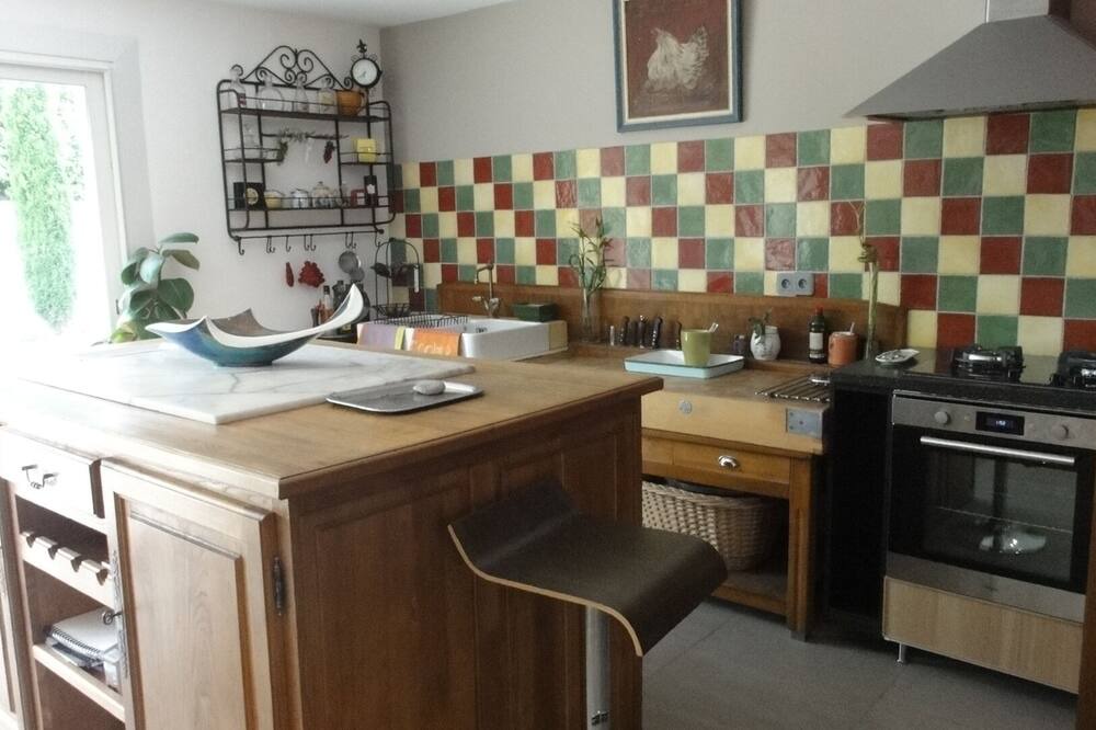 Photo of Kitchen in Bagnols-sur-Ceze