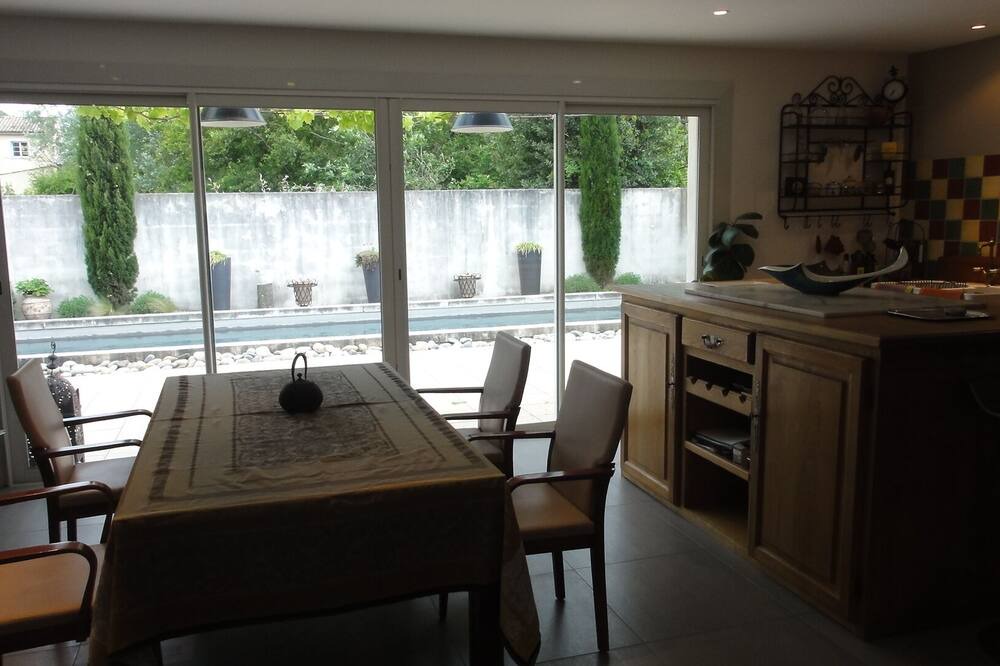 Photo of Kitchen in Bagnols-sur-Ceze