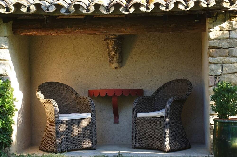 Photo of Patio Balcony in Labaume