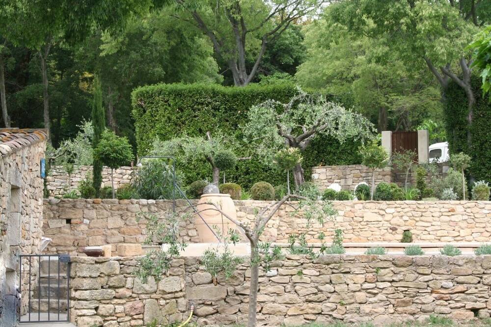 Photo of Outdoor in Labaume