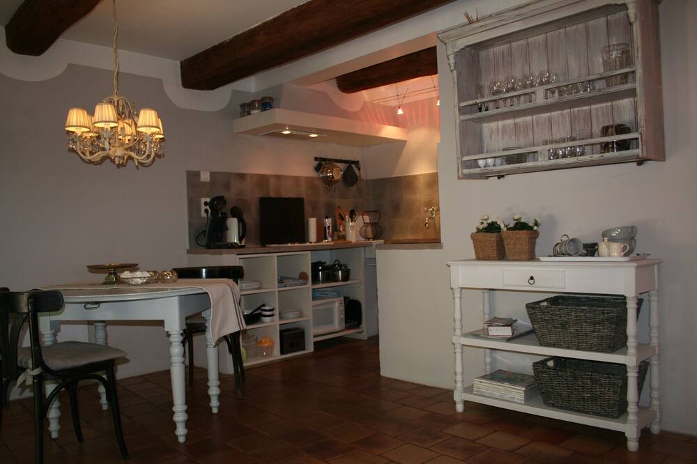 Photo of Kitchen in Labaume