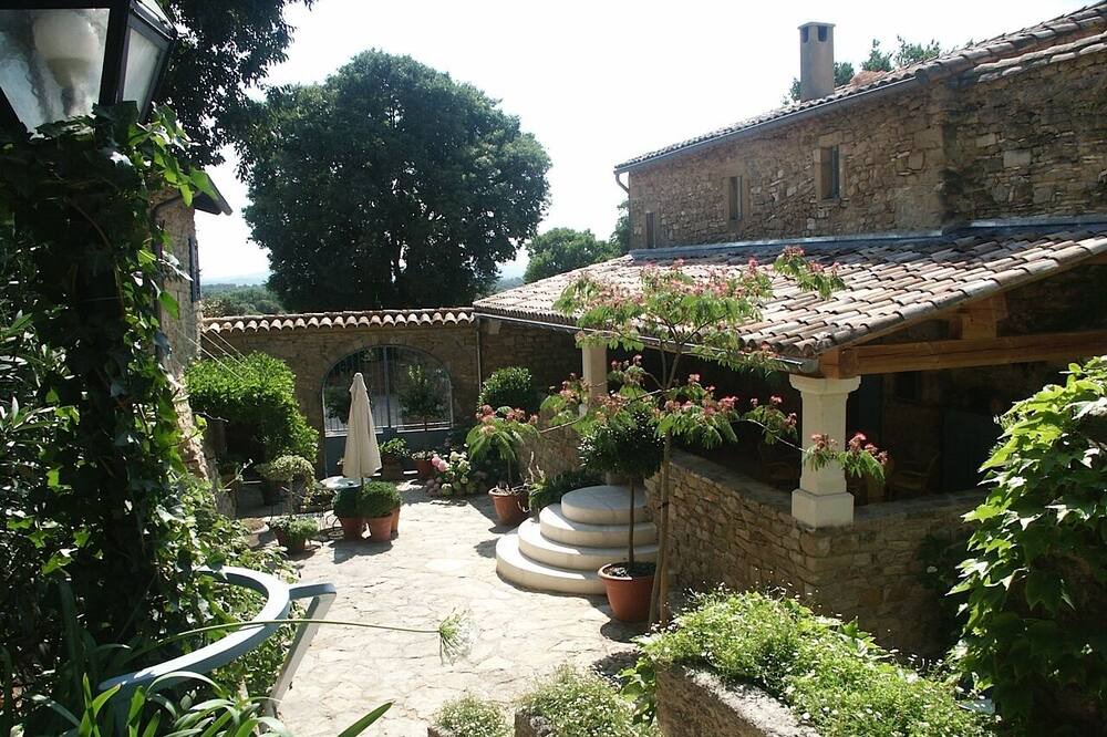 Photo of Outdoor in Labaume