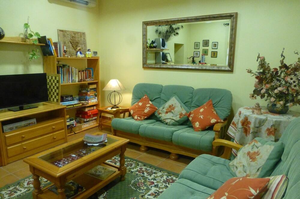 Photo of Livingroom in Bellvey