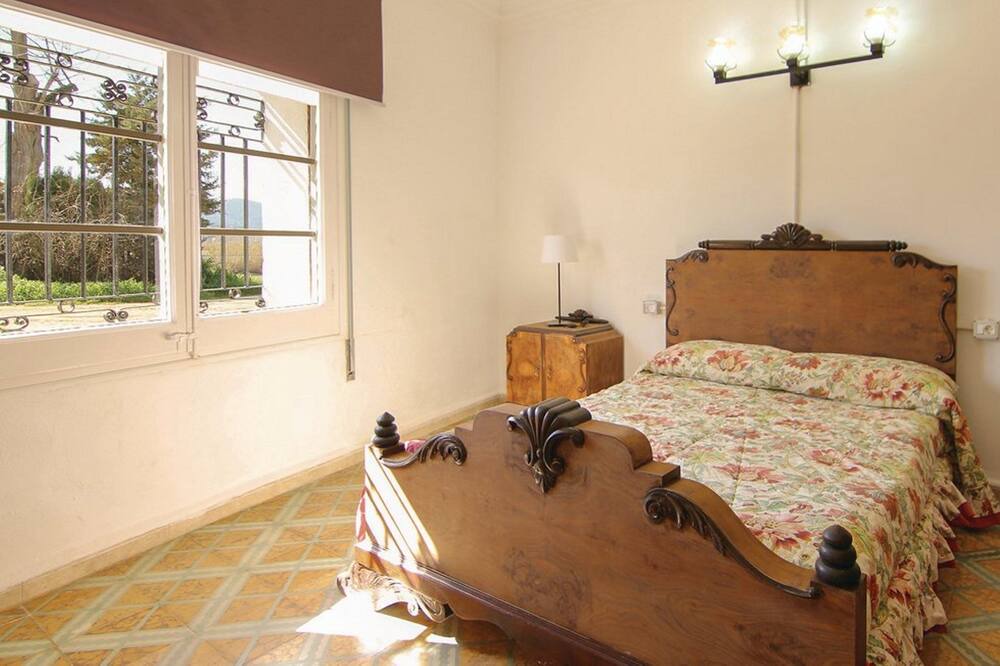 Photo of Bedroom in Tordera