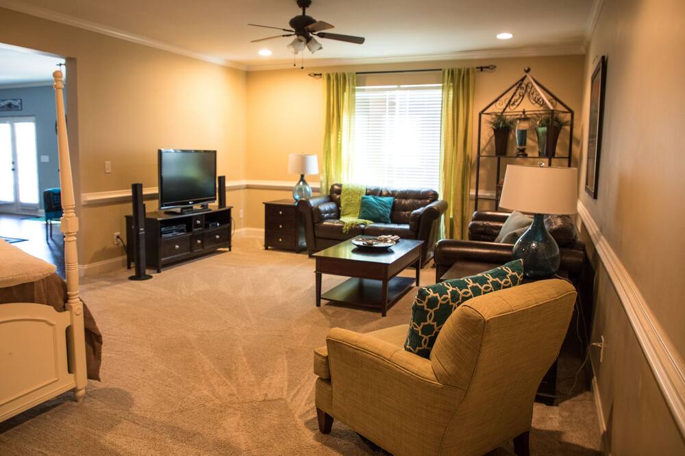 Photo of Bedroom in Evans