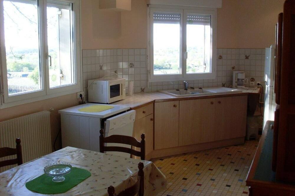 Photo of Kitchen in Saint-Romain-la-Virvee