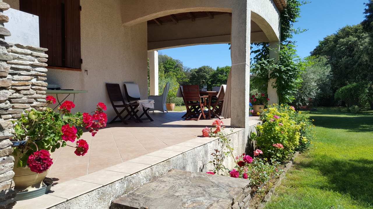 Photo of Outdoor in Saint-Quentin-la-Poterie