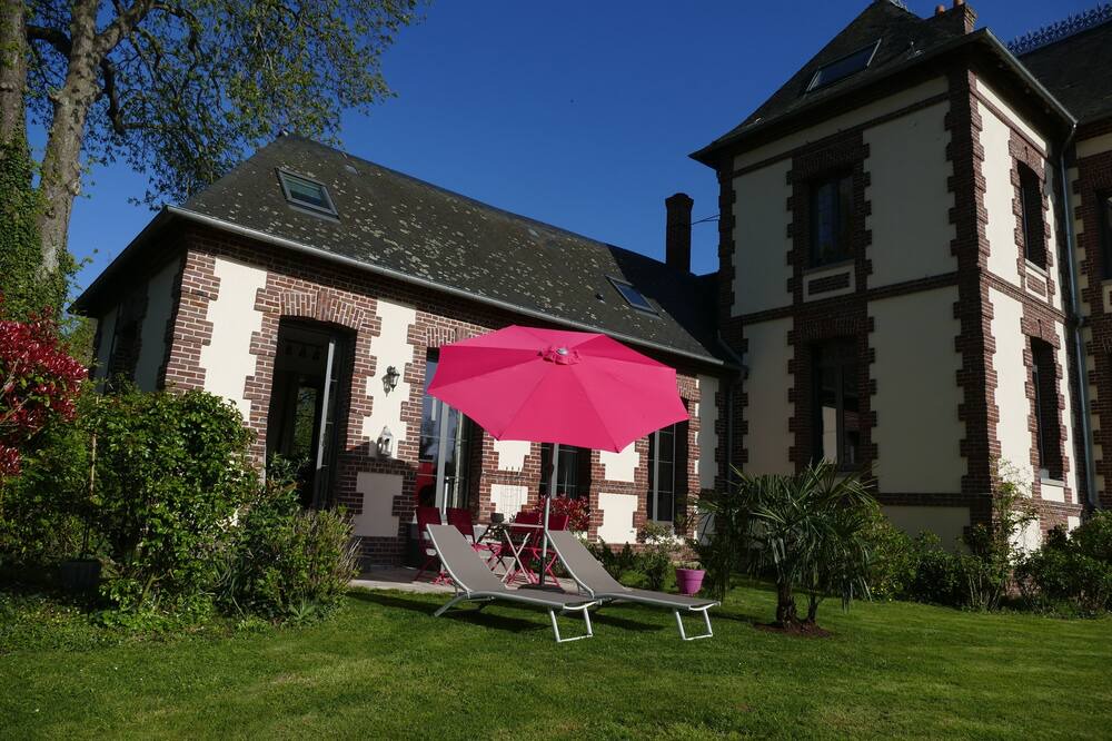Photo of Outdoor in Ouville-la-Riviere