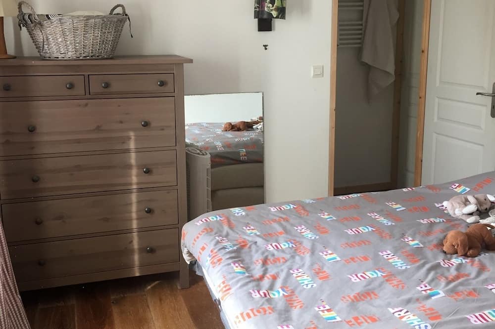 Photo of Bedroom in Nogent-sur-Loir