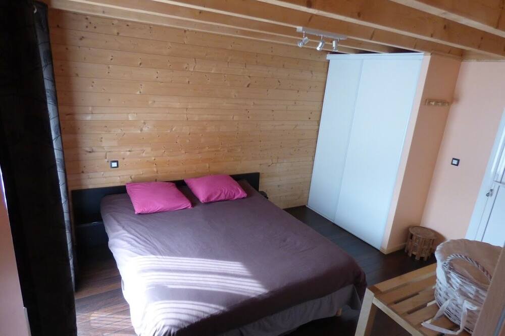 Photo of Bedroom in Ayros-Arbouix