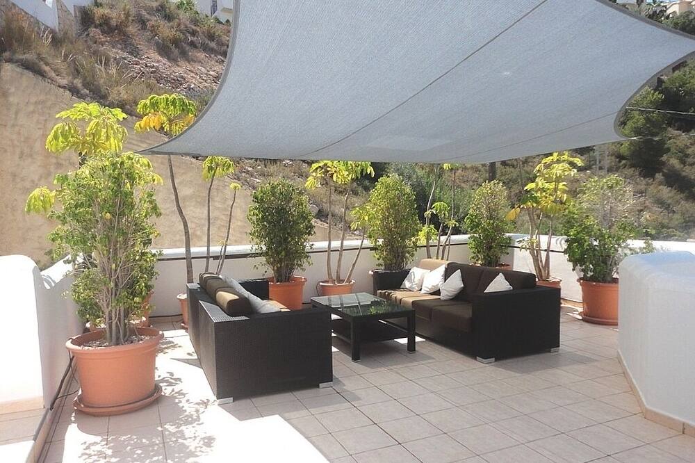 Photo of Patio Balcony in Arnella