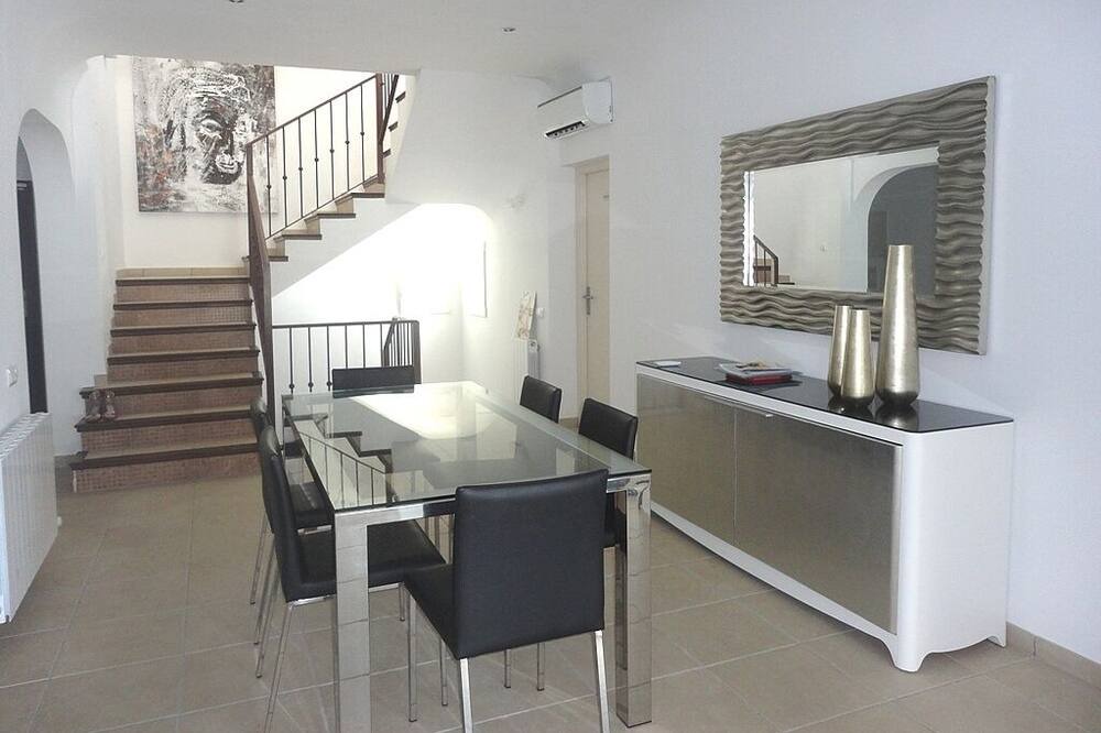 Photo of Livingroom in Arnella
