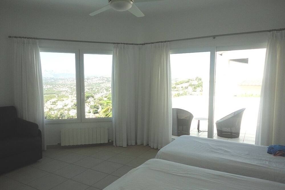 Photo of Bedroom in Arnella