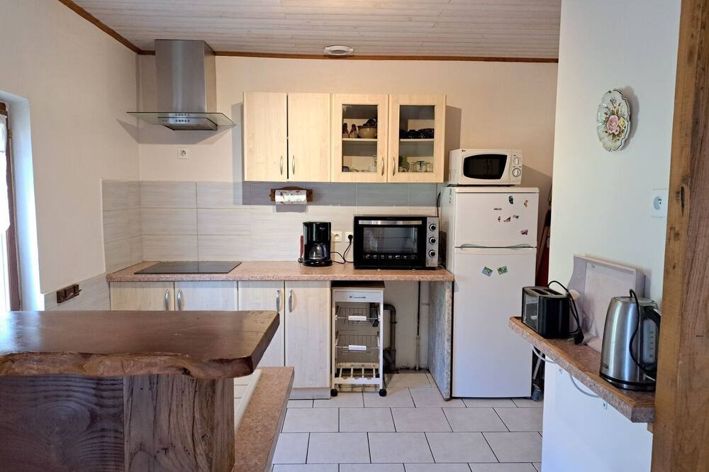 Photo of Kitchen in Saint-Pierre-de-Buzet