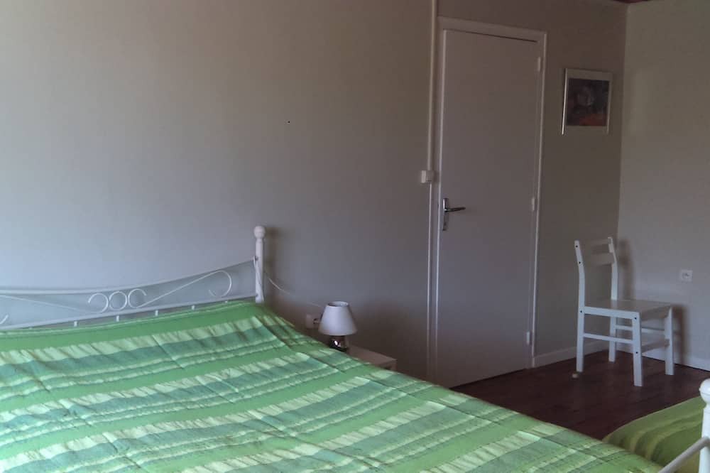 Photo of Bedroom in Saint-Pierre-de-Buzet