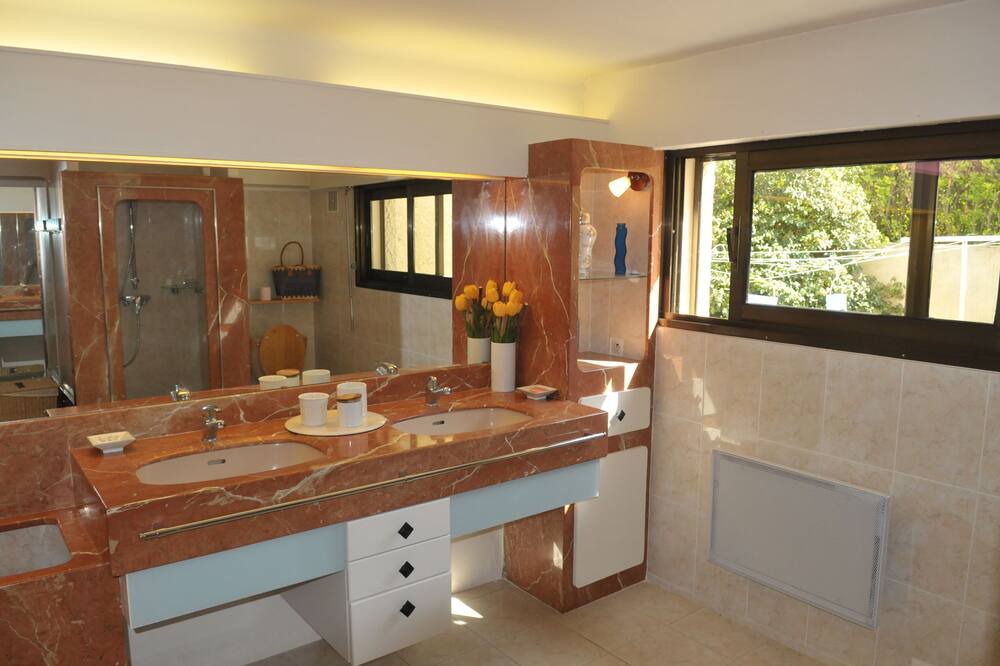 Photo of Bathroom in Les 3 Ponts