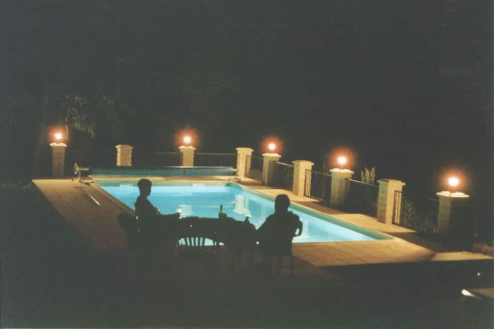 Photo of Outdoor in Paussac-et-Saint-Vivien