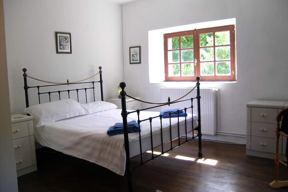 Photo of Bedroom in Paussac-et-Saint-Vivien