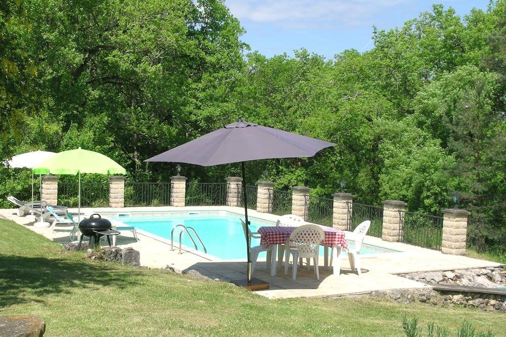 Photo of Outdoor in Paussac-et-Saint-Vivien