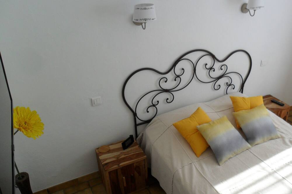 Photo of Bedroom in Maillane