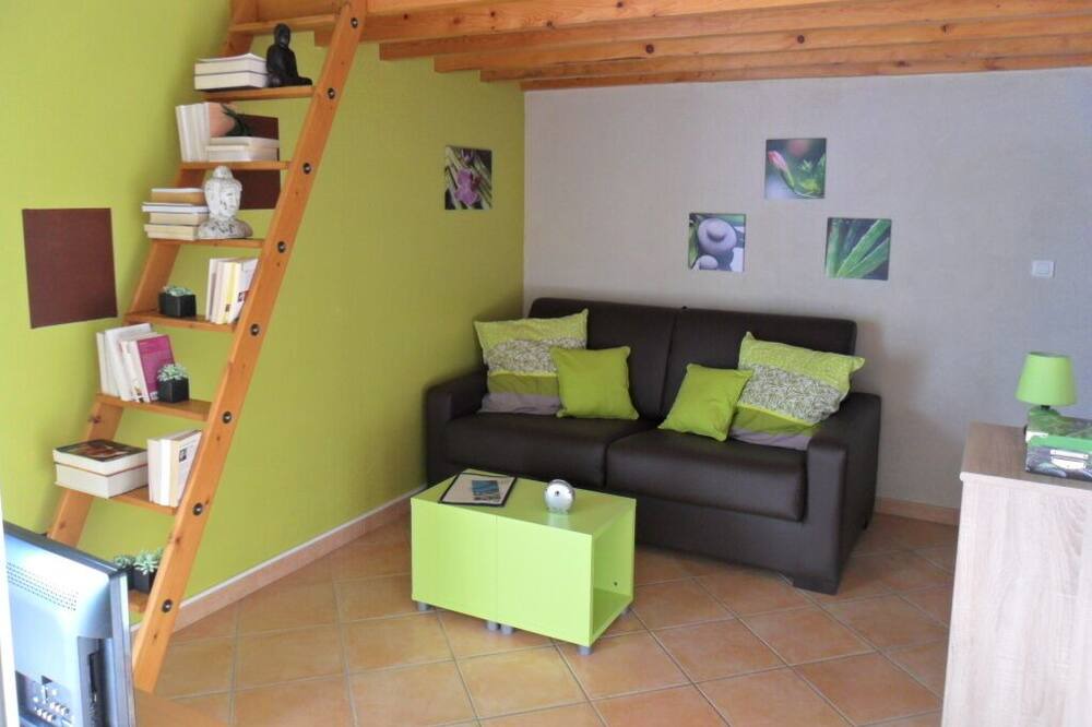Photo of Livingroom in Maillane
