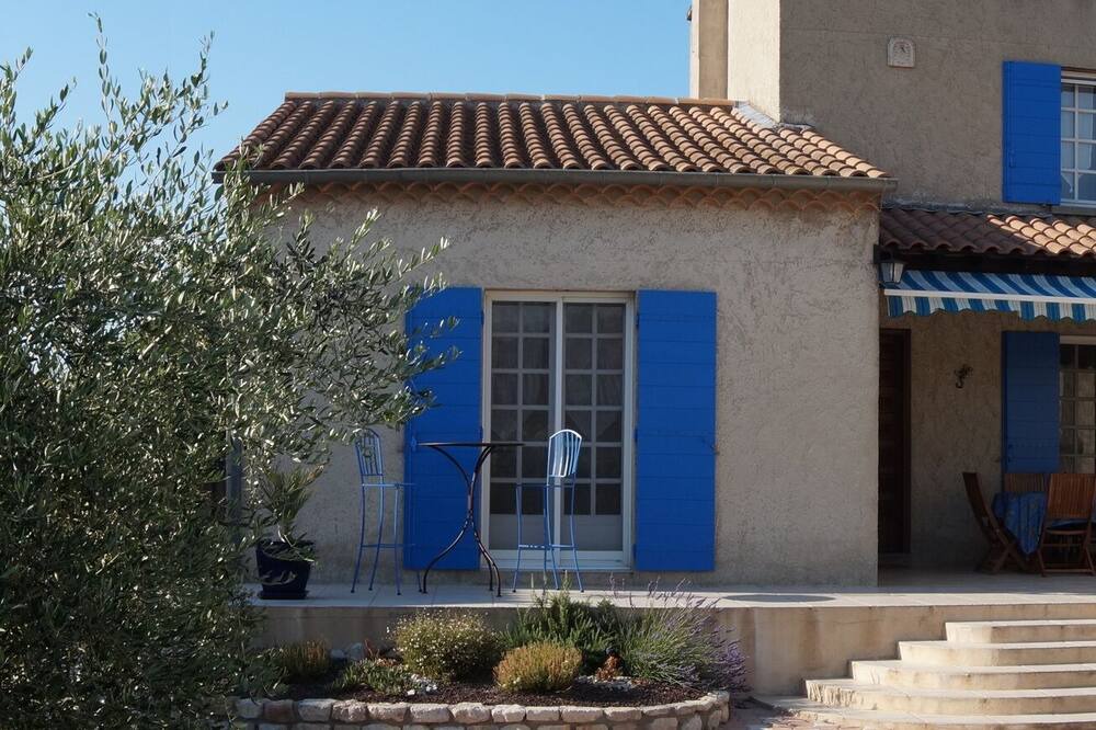 Photo of Outdoor in Maillane