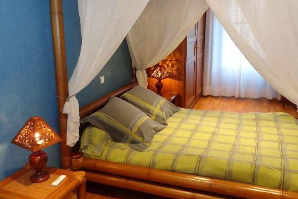 Photo of Bedroom in Villers-sous-Chatillon