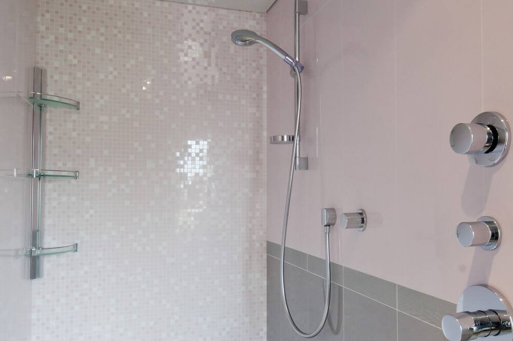 Photo of Bathroom in Villers-sous-Chatillon