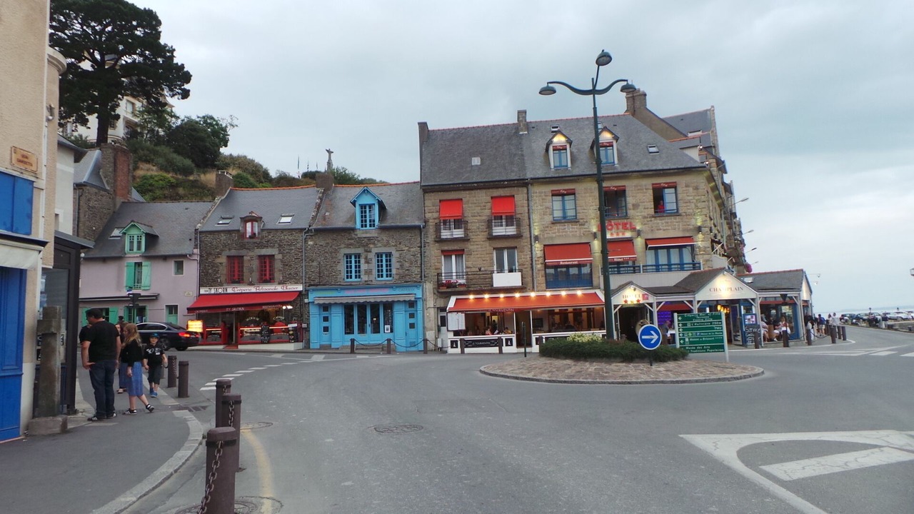 Photo of Others in Cancale