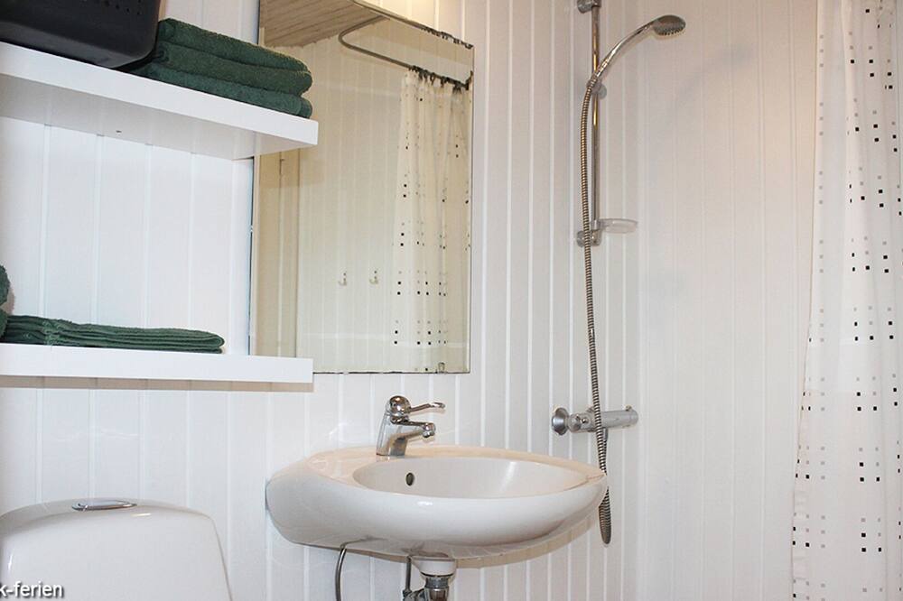 Photo of Bathroom in Faaborg