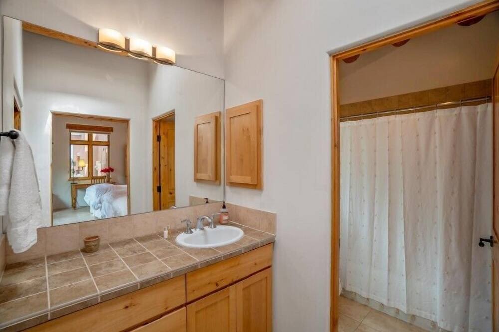 Photo of Bathroom in Tesuque