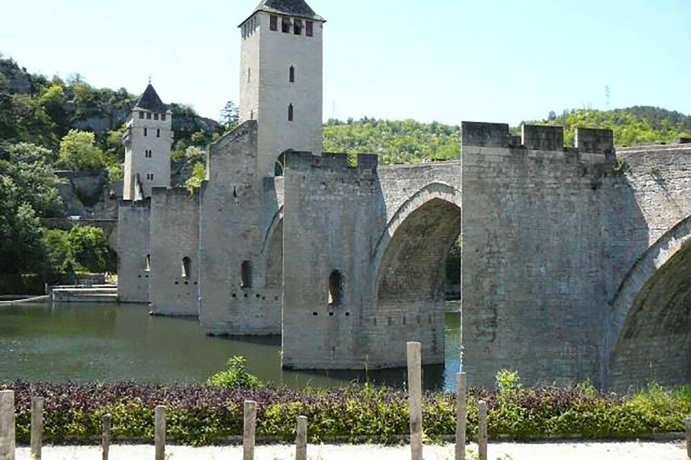 Photo of Outdoor in Montfermier